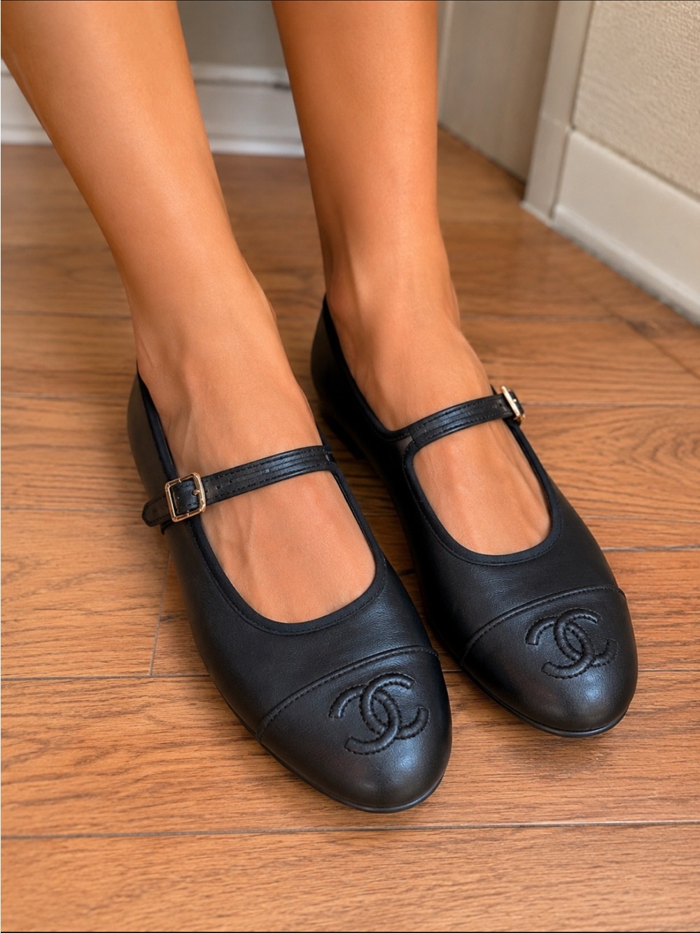 FASHION Black Quilted Mary Jane Flats with CC Logo size 42